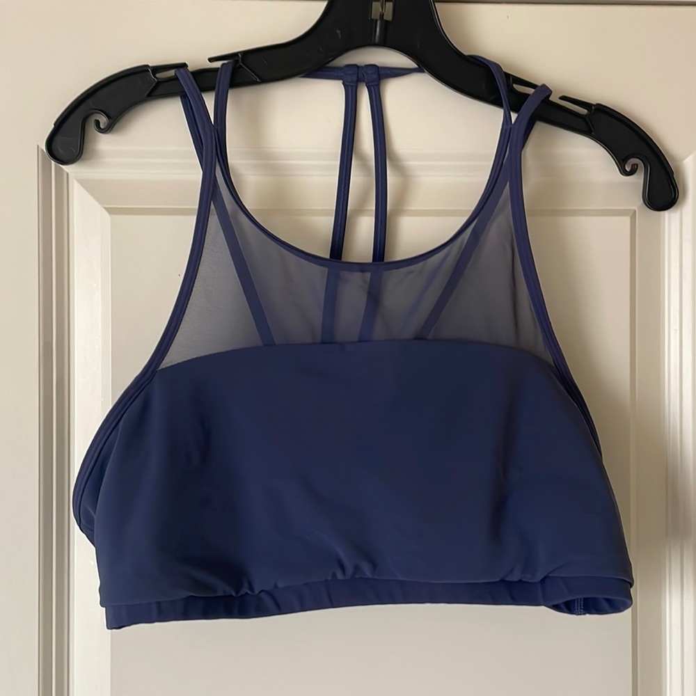 Lululemon sports bra size 12